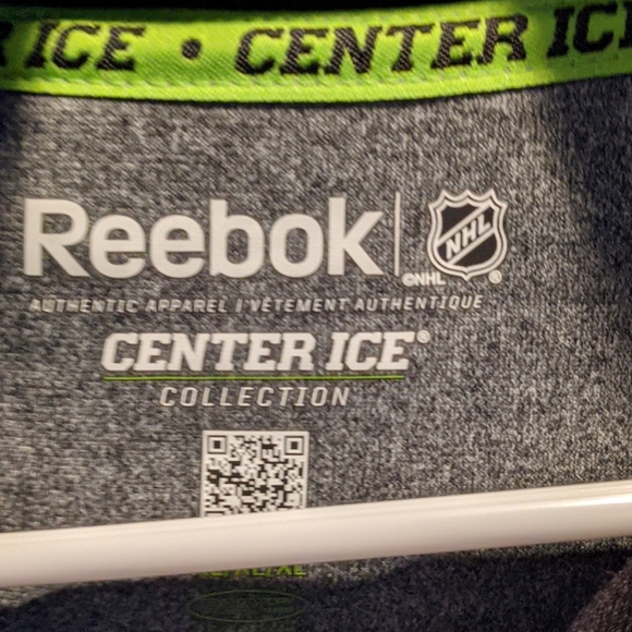 Detroit Redwings hockey hoodie (XL) - Picture 2 of 8